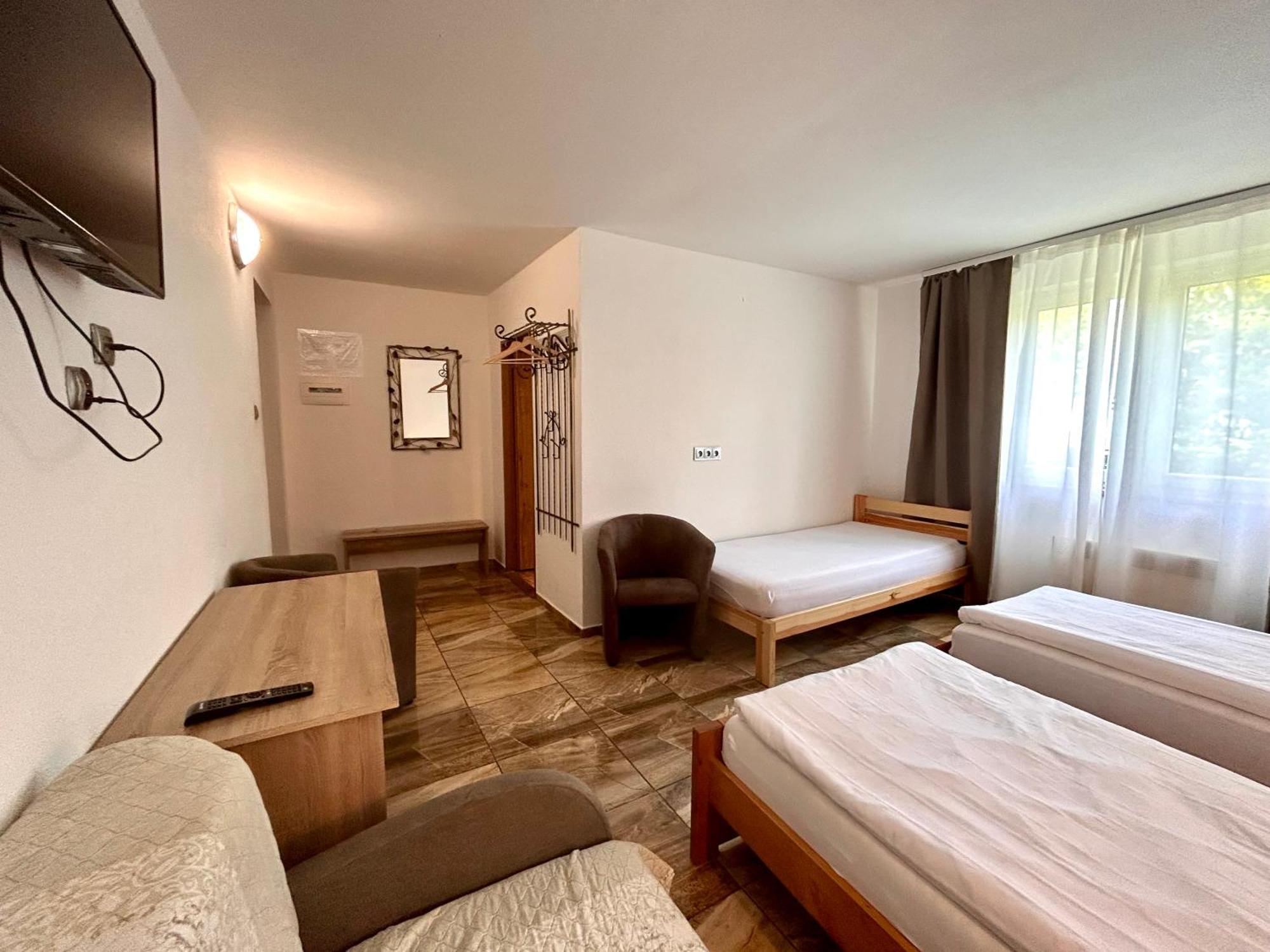 Luxor Otel Havířov Dış mekan fotoğraf
